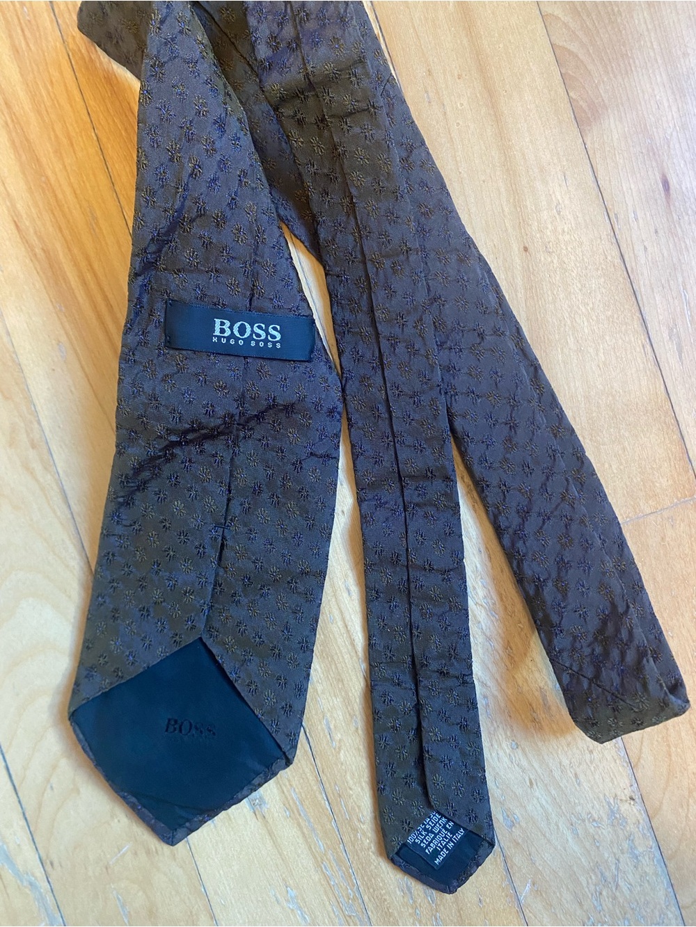 BOSS Brown Textured Floral Silk Tie
